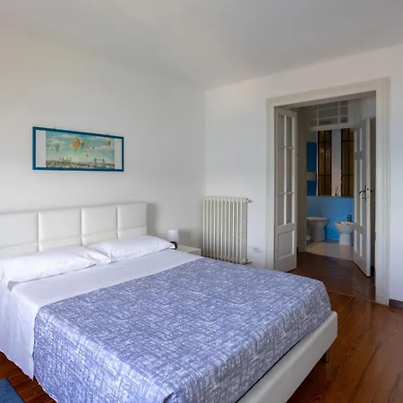 Belvedere Lakeview Historic Center Apartment